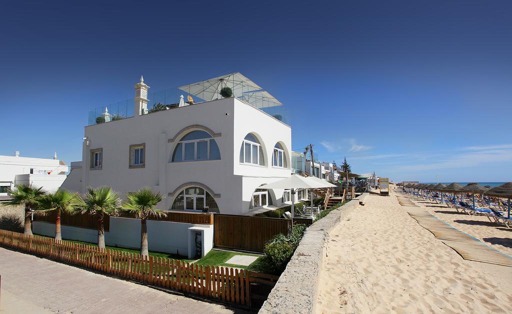 Golden Beach Guest House & Rooftop Bar Faro Dış mekan fotoğraf